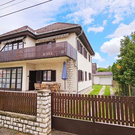 Ciao Bambino! Apartment Fonyod Bagian luar foto